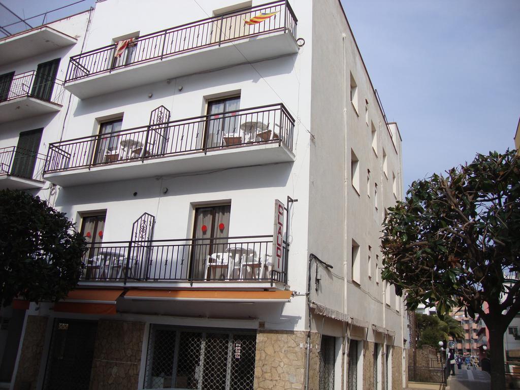 Apartaments Claudi Tossa de Mar Exteriör bild