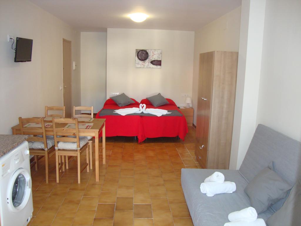 Apartaments Claudi Tossa de Mar Rum bild