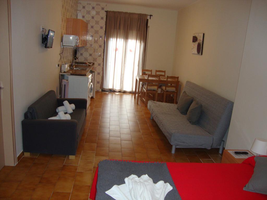 Apartaments Claudi Tossa de Mar Rum bild